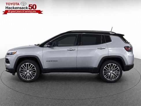 Used 2022 Jeep Compass Limited w/ Elite Group AWD/4WD image 6