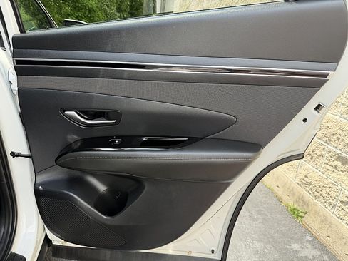 Used 2022 Hyundai Tucson SEL w/ Convenience + Premium Package AWD/4WD image 29