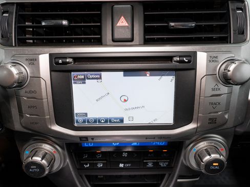 Used 2018 Toyota 4Runner Limited image 17