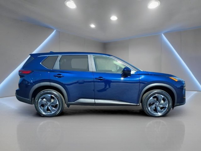 Used 2024 Nissan Rogue SV AWD/4WD image 23