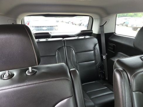 Used 2021 GMC Acadia SLT w/ Preferred Package image 44