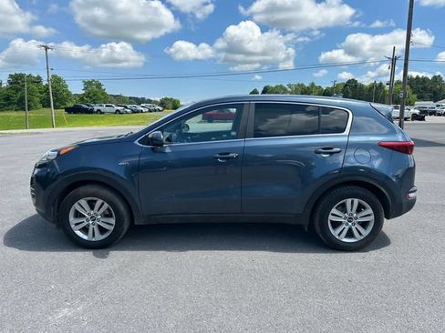 Used 2018 Kia Sportage LX AWD/4WD image 2