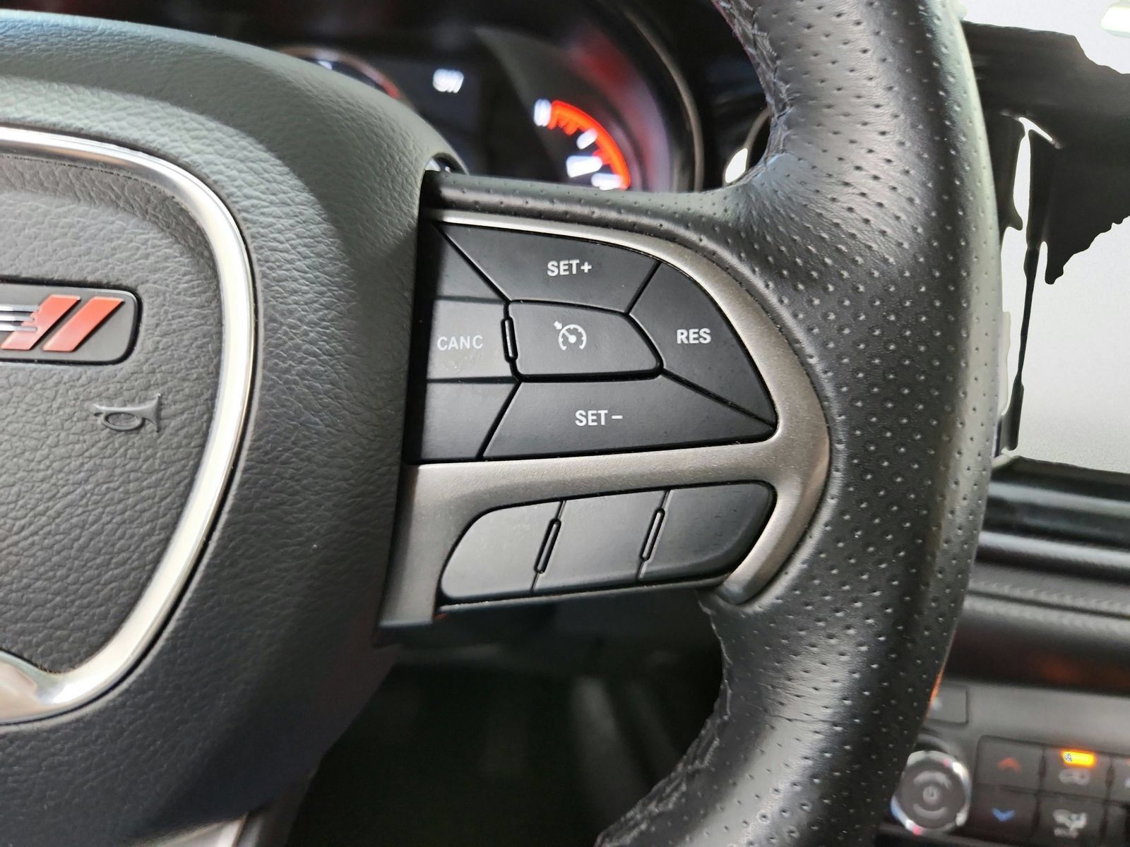 Used 2022 Dodge Durango SXT AWD/4WD image 24