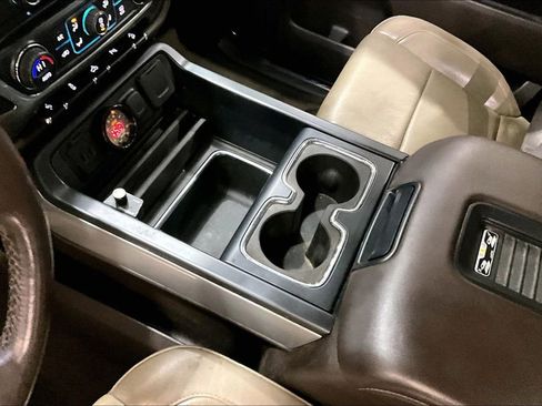 Used 2017 Chevrolet Silverado 1500 LTZ Z71 w/ LTZ Plus Package image 13