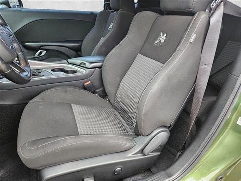 Used 2022 Dodge Challenger R/T Scat Pack RWD image 15
