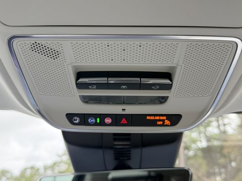 Used 2026 Buick Enclave Avenir w/ Super Cruise Package image 41