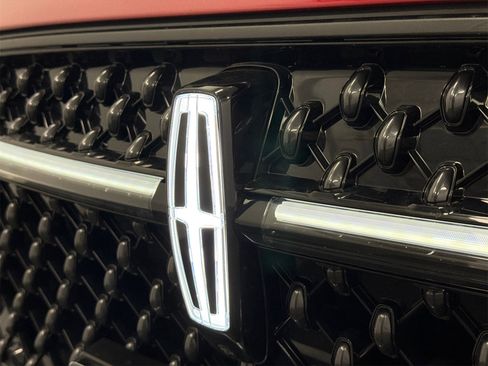 New 2026 Lincoln Nautilus Reserve image 15