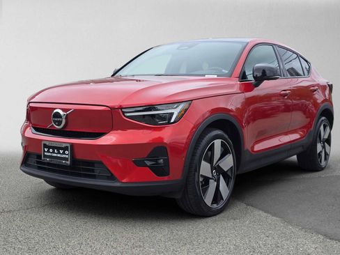 Used 2023 Volvo C40 P8 Recharge Ultimate AWD/4WD image 8