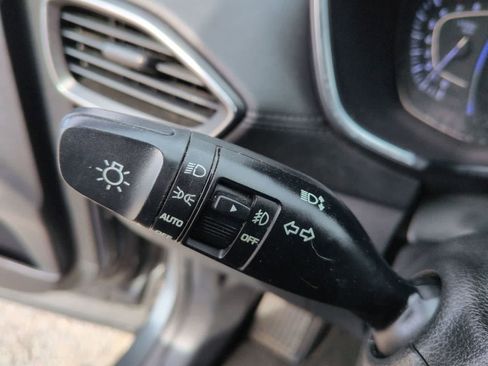 Used 2020 Hyundai Santa Fe SEL image 24