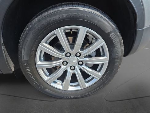 Used 2023 Cadillac XT4 Premium Luxury AWD/4WD image 28