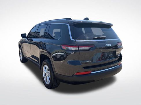 Used 2023 Jeep Grand Cherokee L Limited AWD/4WD image 3