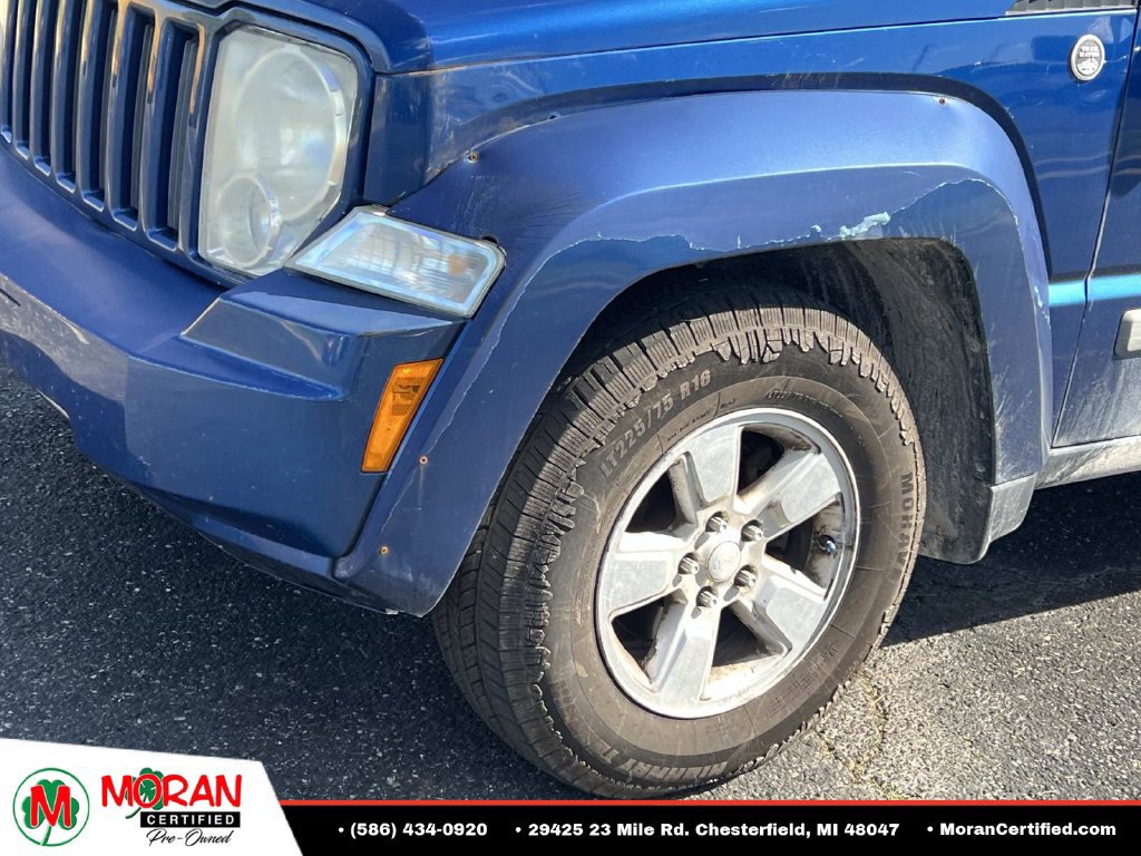 Used 2010 Jeep Liberty Sport w/ Popular Equipment Group AWD/4WD image 8