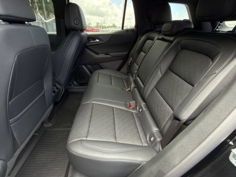 New 2026 Chevrolet Equinox LT w/ Convenience Package II FWD image 19