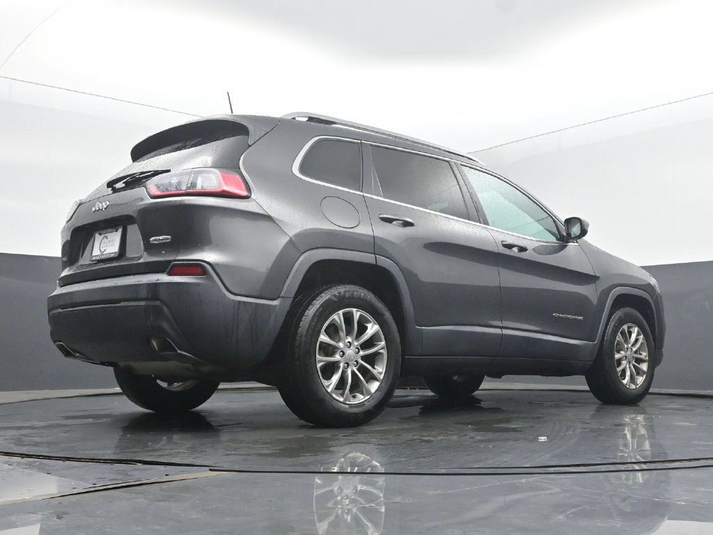 Used 2019 Jeep Cherokee Latitude Plus w/ Comfort/Convenience Group AWD/4WD image 54