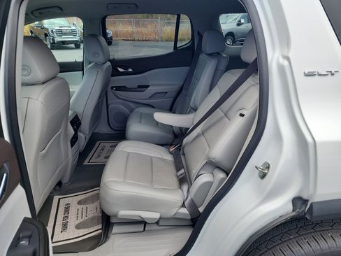 Certified 2023 GMC Acadia SLT w/ Trailering Package image 26