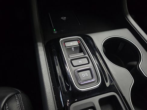 Certified 2025 Honda Pilot EX-L image 38