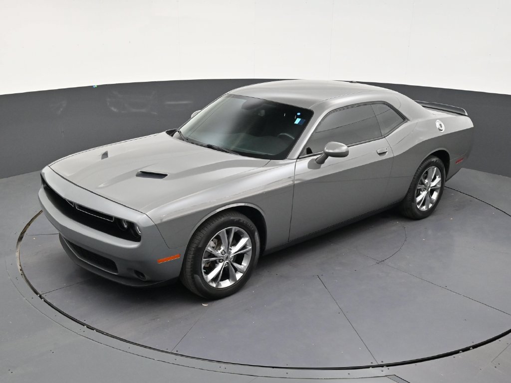 Used 2023 Dodge Challenger SXT AWD/4WD image 12