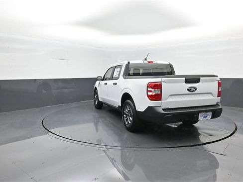 New 2025 Ford Maverick XLT image 5