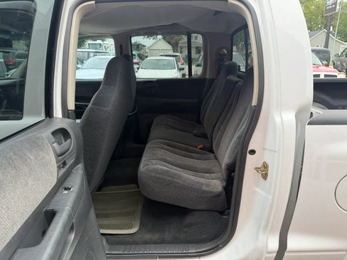 Used 2004 Dodge Dakota SLT w/ PWR Convenience Group AWD/4WD image 12