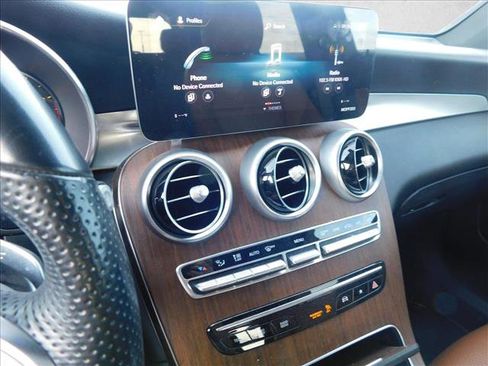 Used 2020 Mercedes-Benz GLC 300 image 13