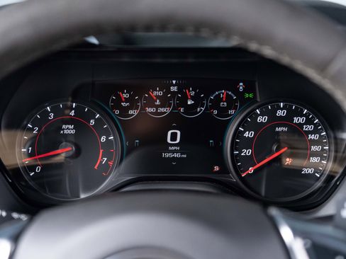 Used 2018 Chevrolet Camaro SS RWD image 68