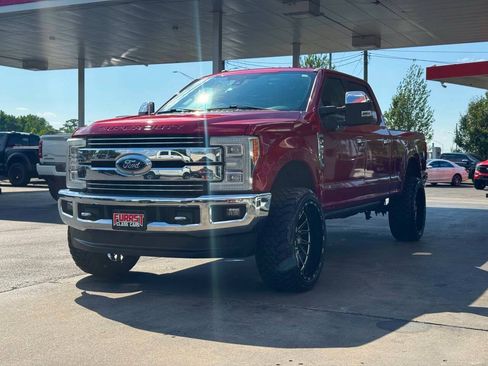 Used 2017 Ford F250 Lariat w/ Lariat Ultimate Package AWD/4WD image 6