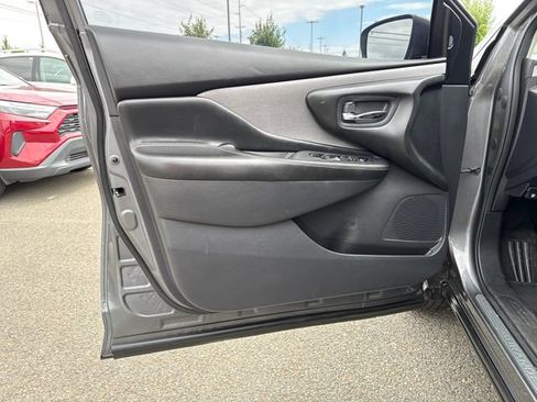Used 2022 Nissan Murano SV AWD/4WD image 15