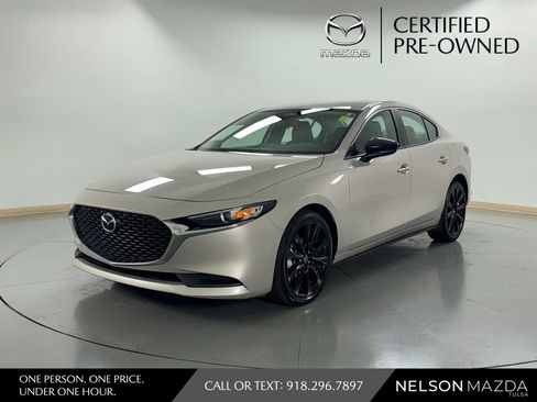 Certified 2025 MAZDA MAZDA3 s FWD image 1
