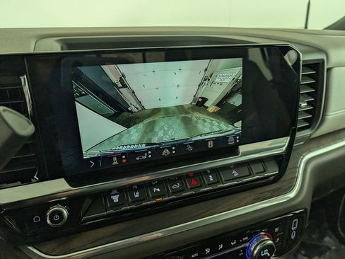 New 2025 GMC Sierra 2500 SLT w/ SLT Premium Package image 22