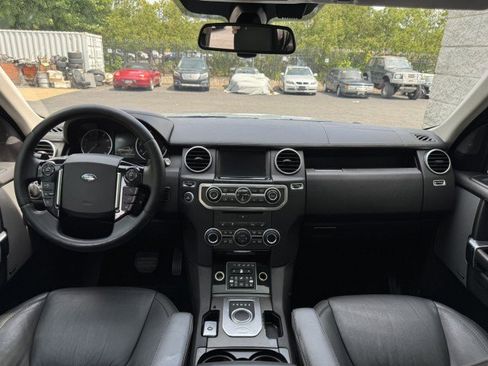 Used 2016 Land Rover LR4 HSE LUX AWD/4WD image 36