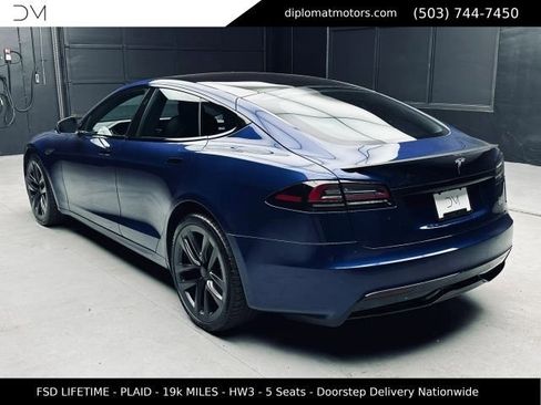 Used 2023 Tesla Model S Plaid AWD/4WD image 5