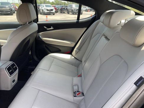 Used 2025 Genesis G70 2.5T AWD/4WD image 10