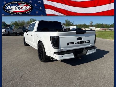 Used 2021 Ford F150 Lariat w/ Equipment Group 502A High AWD/4WD image 3