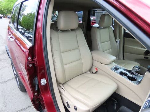 Used 2021 Jeep Grand Cherokee Limited AWD/4WD image 18