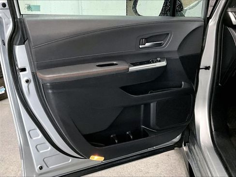 Used 2021 Toyota Sienna XSE w/ XSE Plus Package AWD/4WD image 9