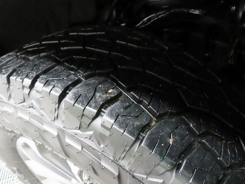 Used 2020 Ford F150 XLT w/ Equipment Group 302A Luxury image 7