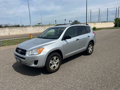 Used 2012 Toyota RAV4 4WD w/ Value Pkg image 3