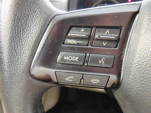 Used 2013 Subaru Crosstrek 2.0i Limited image 22