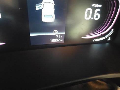 Used 2023 Kia Soul LX FWD image 6