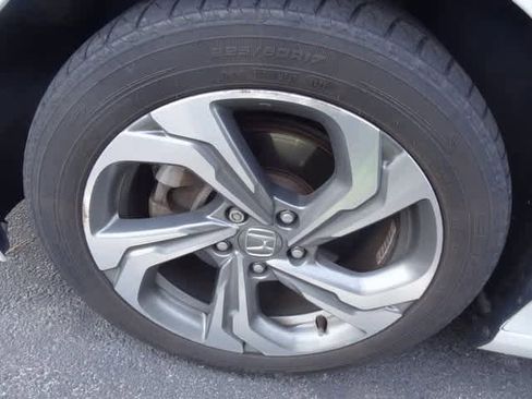 Used 2018 Honda Accord EX-L image 12