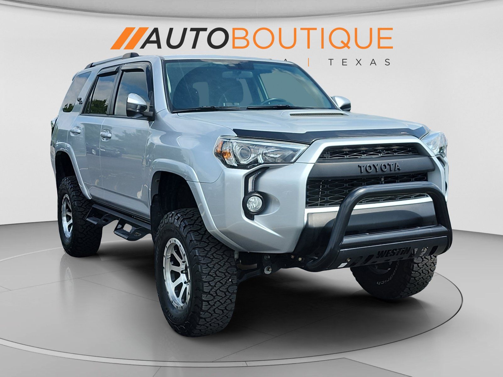 Used 2018 Toyota 4Runner TRD Off-Road AWD/4WD image 7