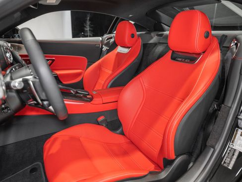 Used 2025 Mercedes-Benz AMG GT 63 image 20