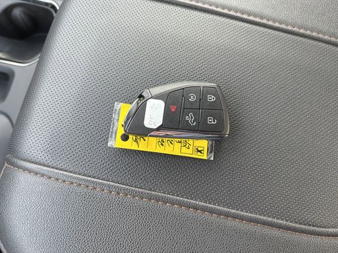 Used 2023 GMC Sierra 1500 AT4 w/ AT4 Premium Package image 81