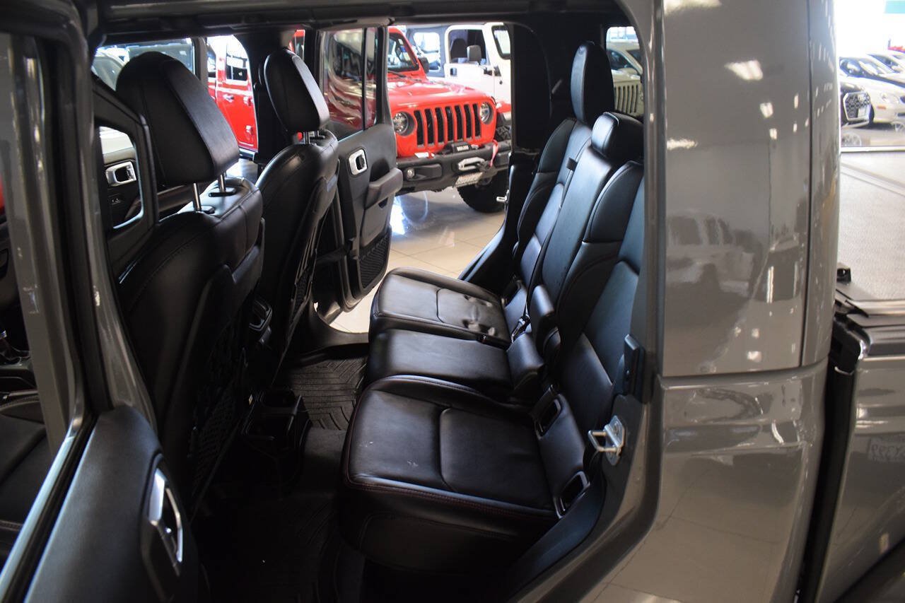 Used 2021 Jeep Gladiator Rubicon AWD/4WD image 42