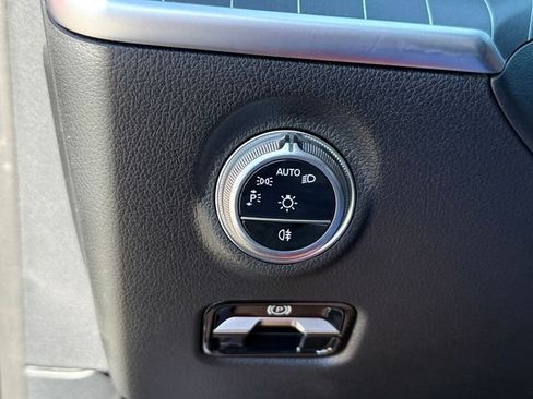New 2026 Mercedes-Benz C 300 4MATIC Sedan image 18