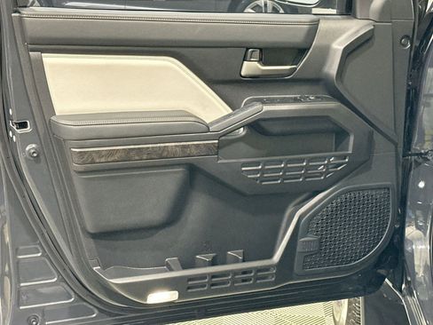 Used 2024 Toyota Tacoma Limited image 16