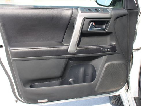 Used 2017 Toyota 4Runner Limited AWD/4WD image 11