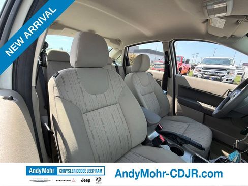 Used 2009 Ford Focus SE FWD image 18