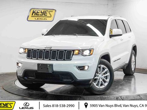 Used 2021 Jeep Grand Cherokee Laredo RWD image 1
