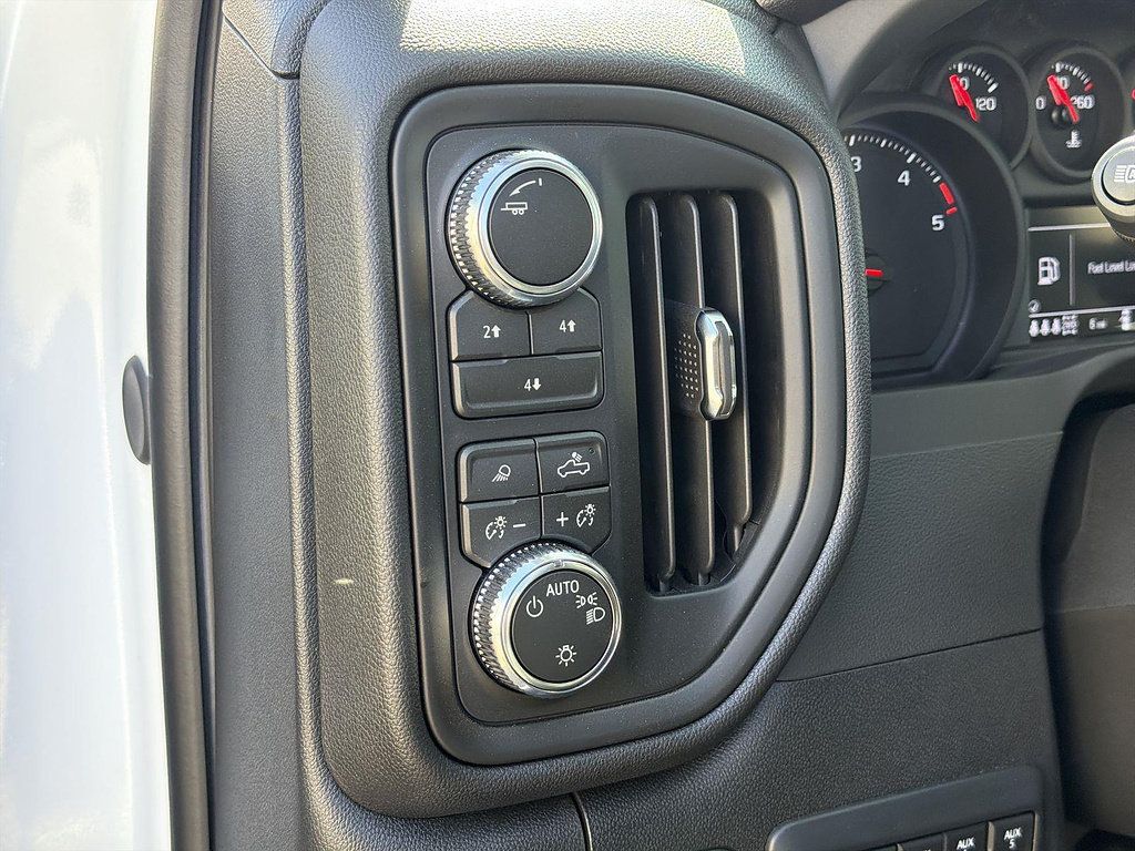New 2026 GMC Sierra 2500 Pro w/ Convenience Package AWD/4WD image 15